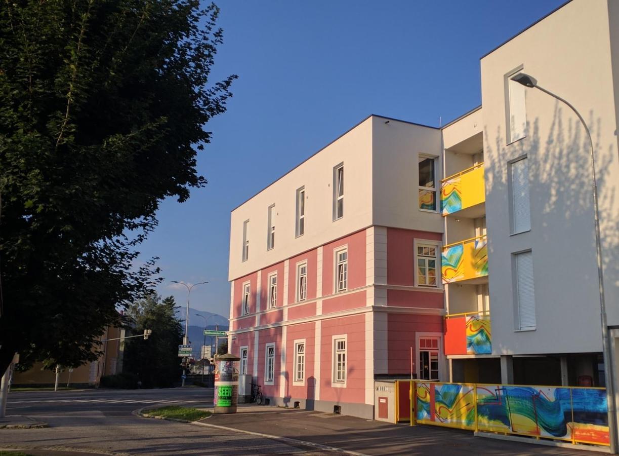 110 Messe Apartment Casablanca 2-4 Pers 42 M2 クラーゲンフルト エクステリア 写真
